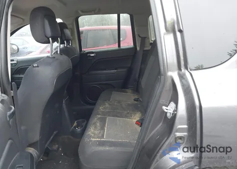 2016 Jeep Compass Sport z USA, uszkodzony, nr VIN 1C4NJDBB1GD632341